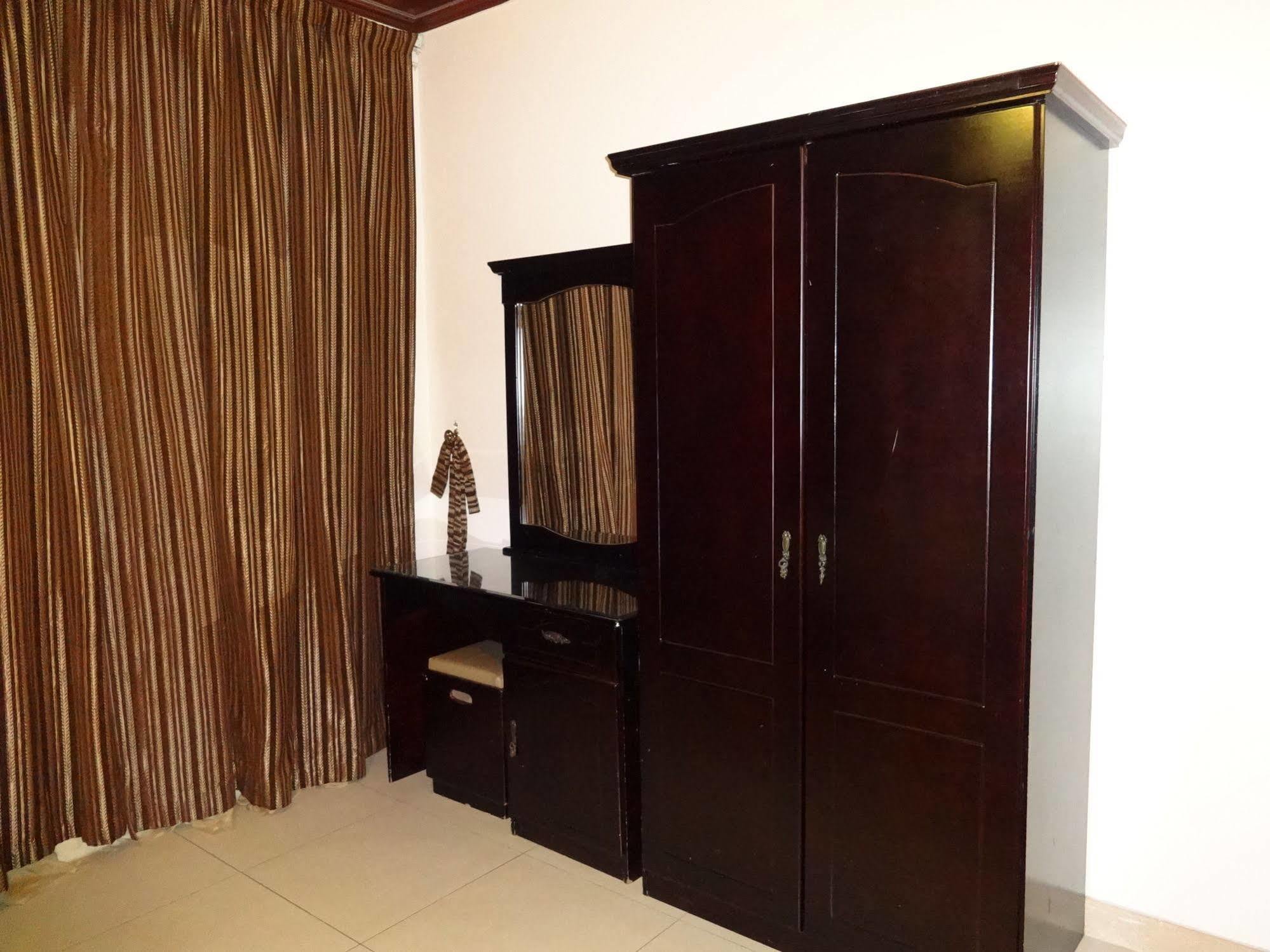Orans Suites 2 Jiddah Esterno foto
