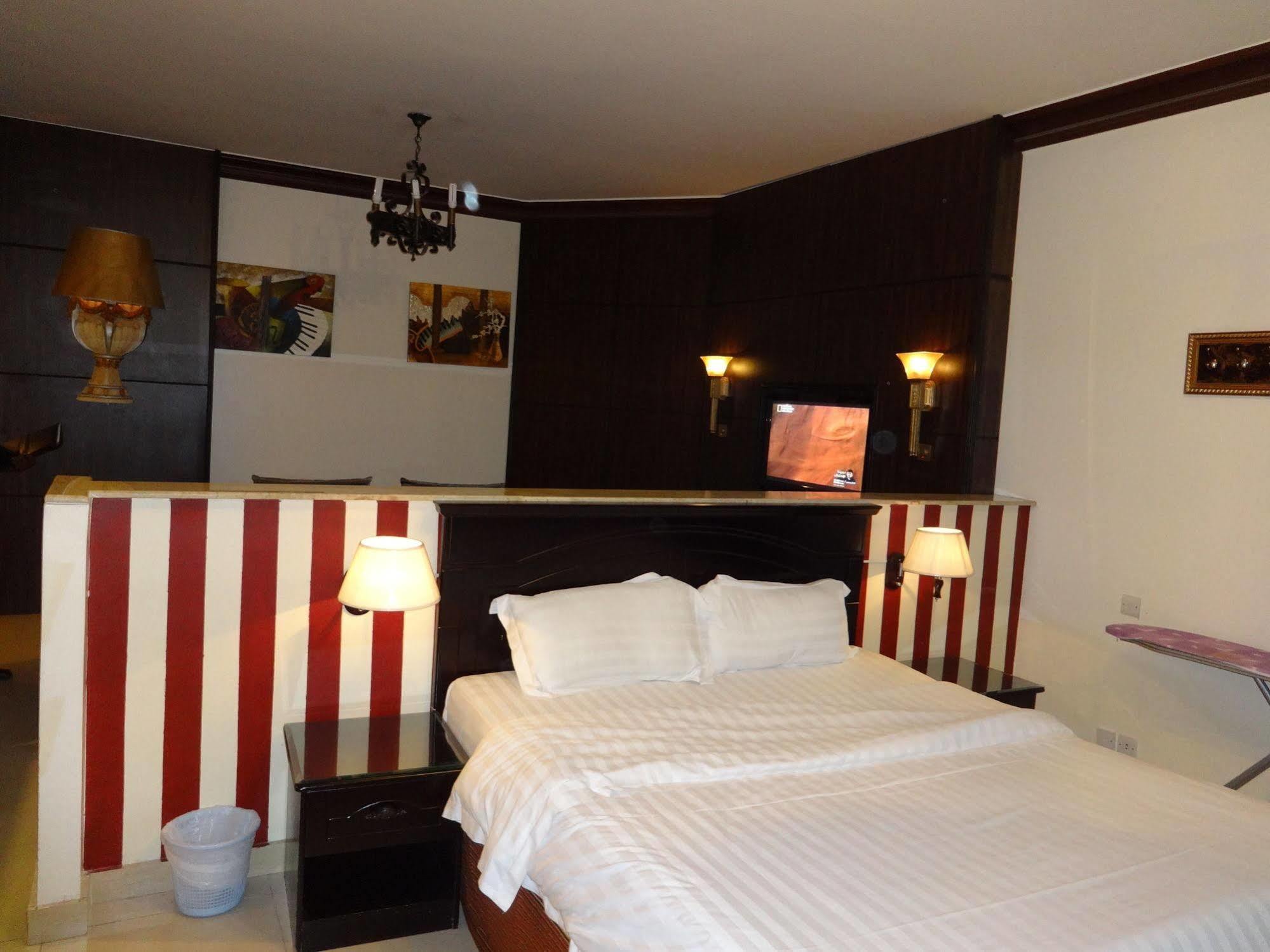 Orans Suites 2 Jiddah Esterno foto