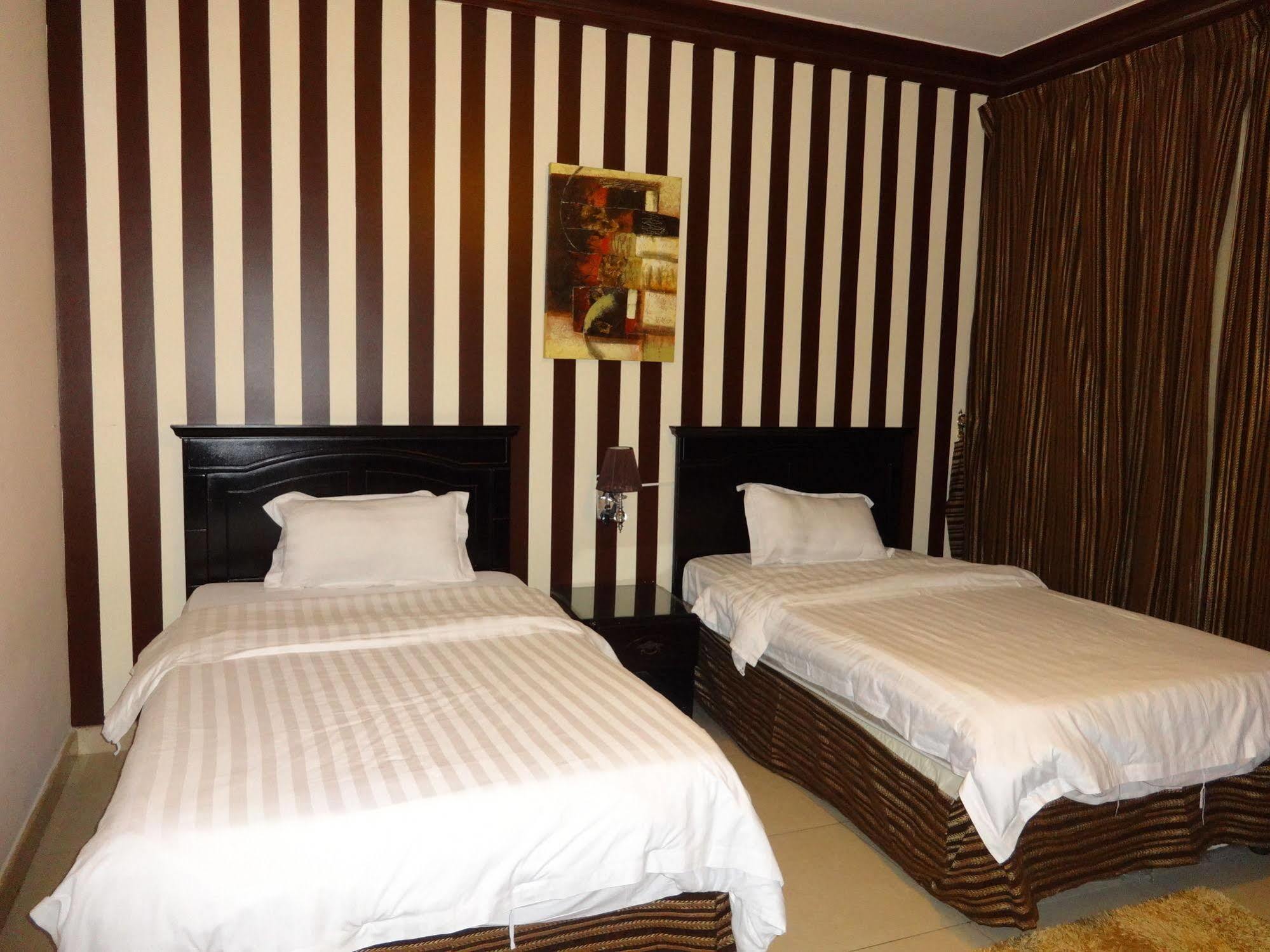 Orans Suites 2 Jiddah Esterno foto